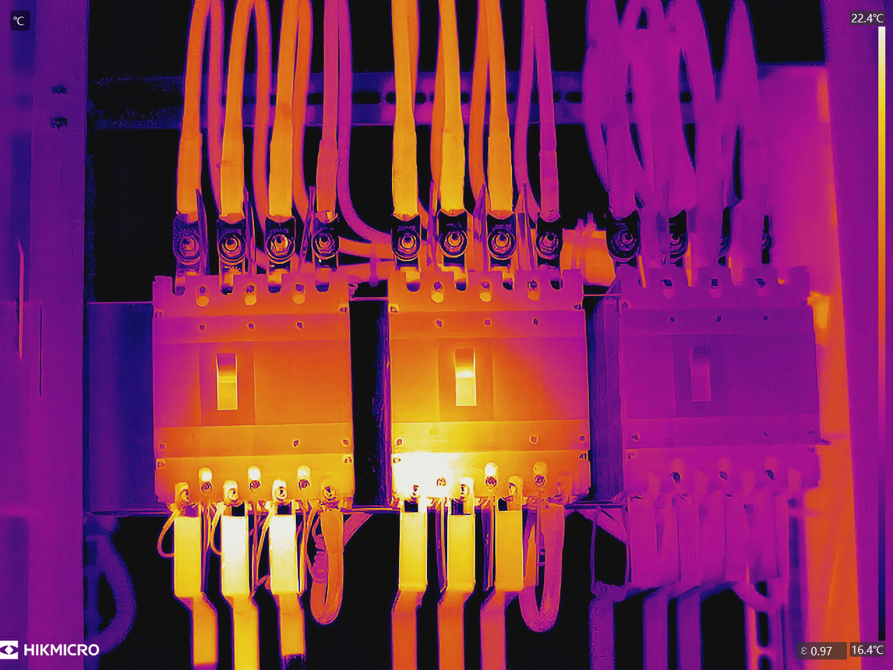 紅外熱像儀在檢測設備電氣柜發揮重要作用